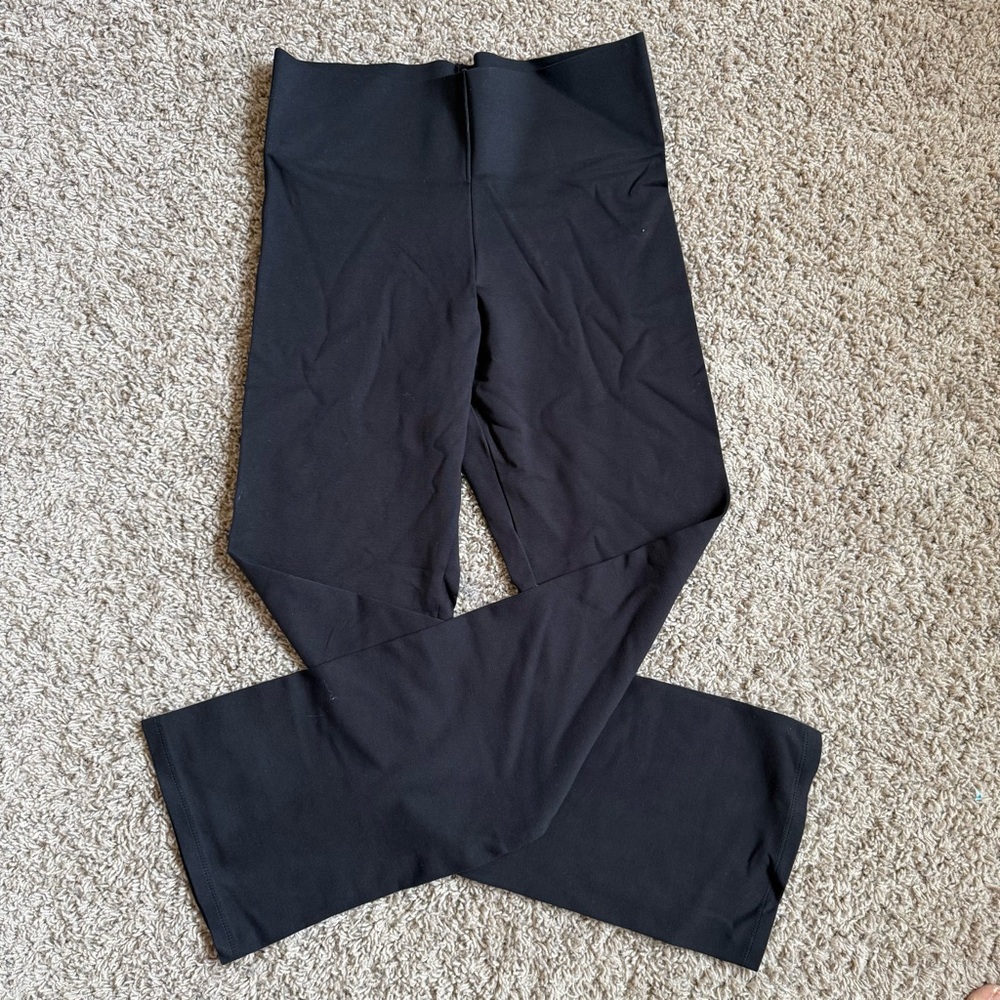 Worthington ultra sculpting bootcut pull on pants